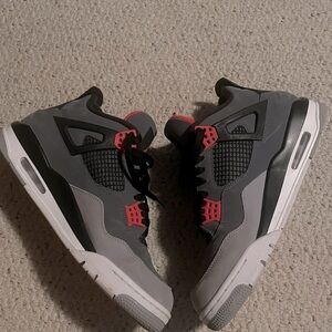 Jordan 4 infrared size 10.5